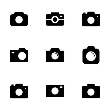 Kamera Simgesi vektörü beyaz arkaplanda izole edildi. Kamera sembolü. Kamera vektör simgesi