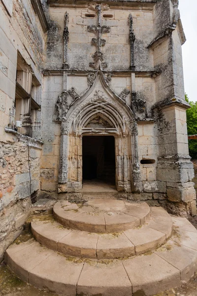 Beautiful renaissance entrance door — Stock Photo, Image