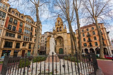 San vicente square de bilbao