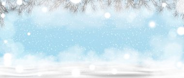 2022 Noel ve Yeni Yıl tebrik kartı. Bulutlu, mavi gökyüzü ve çam ağacı çerçeveli yoğun kar yağışı olan Doğal Kış manzaralı. Güzel kar parlayan Vector Winter harikalar diyarı.