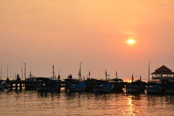 Krásný Výhled Východ Slunce Pláži Kartini Jepara Indonésie — Stock fotografie