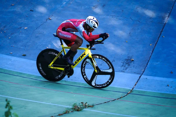 Indonéský Paracycling Atlet Fadli Připravuje Další Závod Velodromu Manahan Solo — Stock fotografie