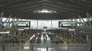 Modern yüksek hızlı demiryolu bekleme salonu