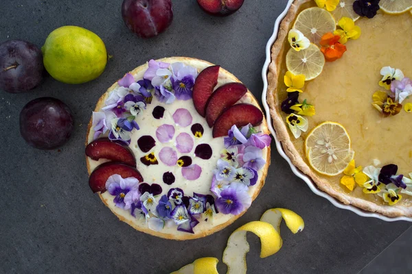 Gâteaux Faits Maison Sur Une Table Photo Rapprochée Tarte Citron — Photo