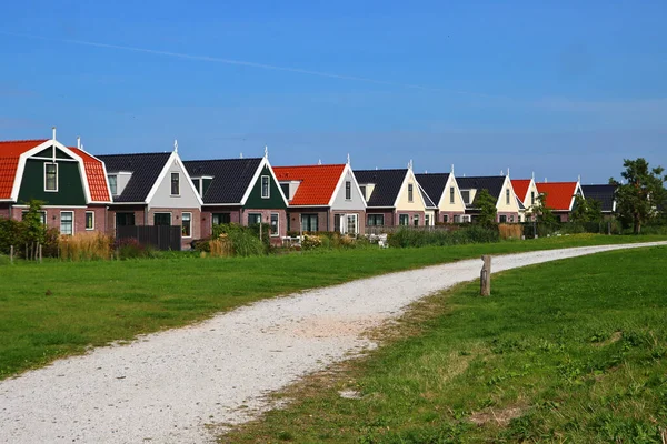 Dutch Countryside Landscape Photo Cute Houses Different Colors Row Empty — Stock Photo, Image