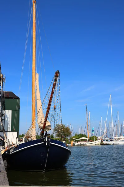 Baia Mare Con Yacht Barche Vela Sull Acqua Acqua Mare — Foto Stock