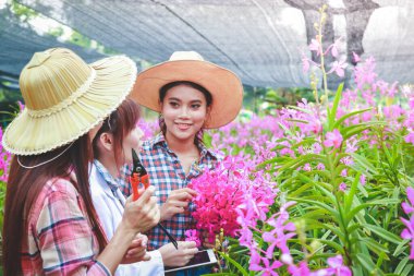 Orkide bahçesi ve bitki araştırmacıları memnun oldular. Uluslararası standartlara göre kalite