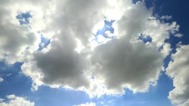 Timelapse 구름이 움직이는 하늘을 줍니다 아시아의 — 비디오