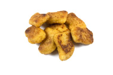 Tavuk külçeleri beyaz arka planda izole edilmiş.