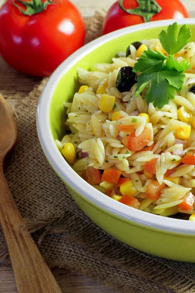 Koude Pasta Salade Met Groenten — Stockfoto