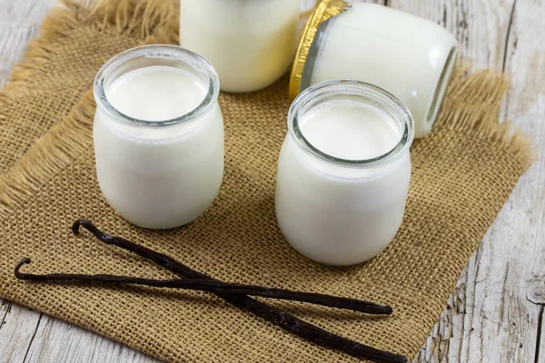 Yoghurt Glass Jars Cloth Napkin — Stock Photo, Image