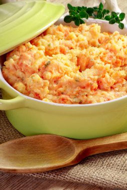 Masada patates püresi var.