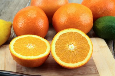 Portakal, greyfurt, limon ve limon..