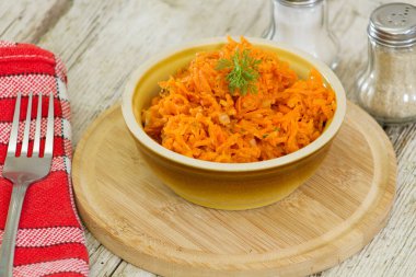 rendelenmiş havuç yemeği, köy usulü.