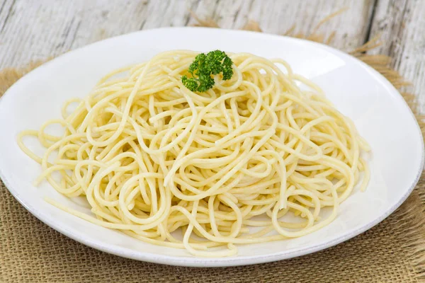 Тарілка Масляної Спагеті — стокове фото