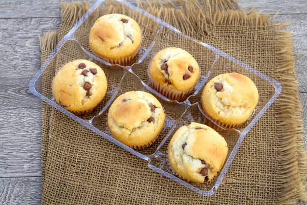 Hemgjorda Muffins Med Chokladchips — Stockfoto