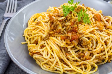 Bolonez soslu lezzetli makarna.