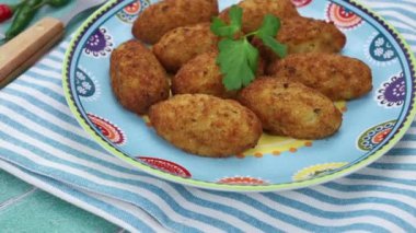 Tabakta morina böreği, video. 