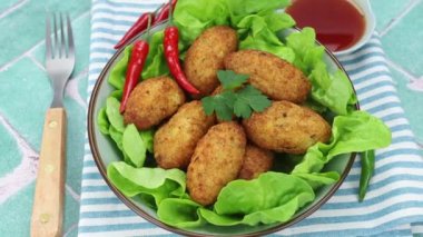 Morina böreği ve marul, video. 