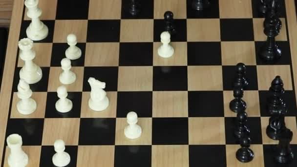 Πρόσωπο Που Παίζει Σκάκι Βίντεο — Αρχείο Βίντεο