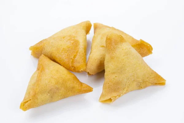 Varias Samosas Aisladas Sobre Fondo Blanco —  Fotos de Stock