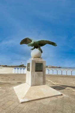 statue of an eagle, Monument to Captain Ferber - Boulogne-sur-Mer