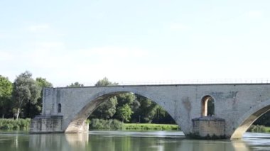 Avignon şehir köprüsünden görüntü