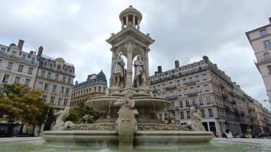 Place des Jacobins Çeşmesi, Lyon, Fransa