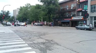 Montreal, Kanada 'nın plato bölgesinde bir sokak.