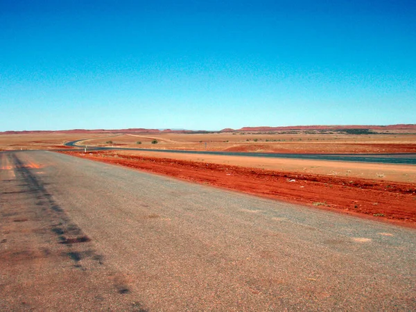 Calle Desierto Australiano Tráfico Por Carretera Interior — Foto de Stock