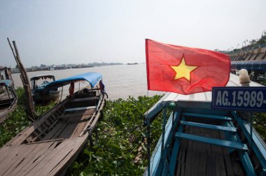 Vietnam 'daki Mekong nehrinde nakliye ve gemi trafiği