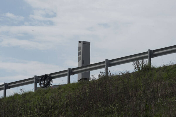 traffic radar for speed measurement in road and vehicle traffic