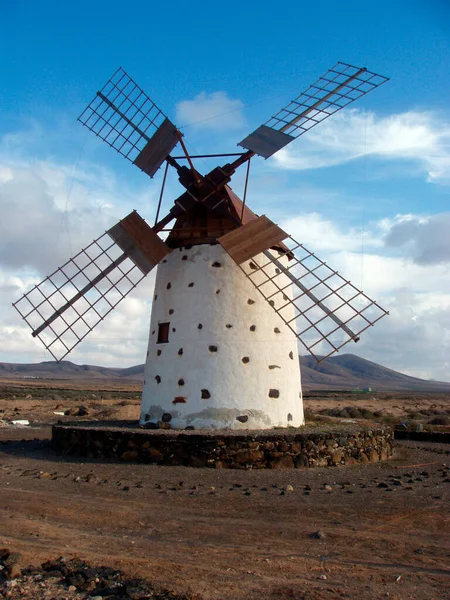 Ett Vindhjul Eller Väderkvarn Mallorca Spanien — Stockfoto