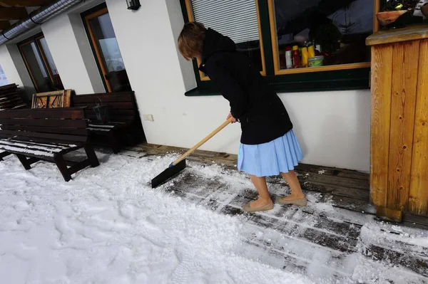 Person Snow Removal Snow Shovel Winter — Stock Photo, Image