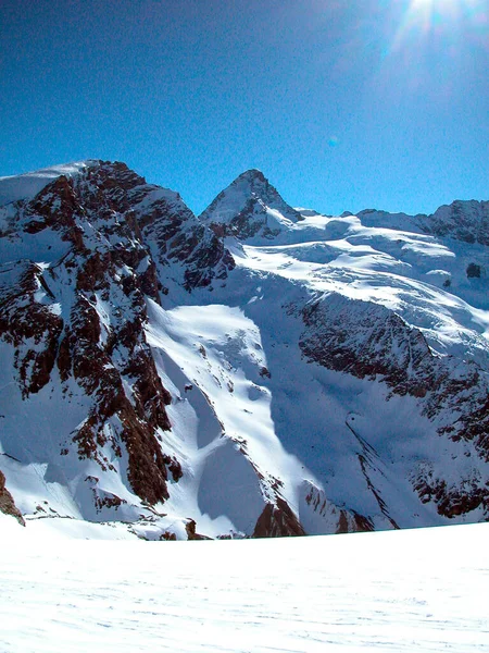 Montañas Paisaje Blanco Nevado Los Alpes Invierno — Foto de Stock