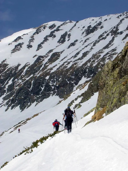 Tour Esquí Invierno Una Montaña Los Alpes — Foto de Stock