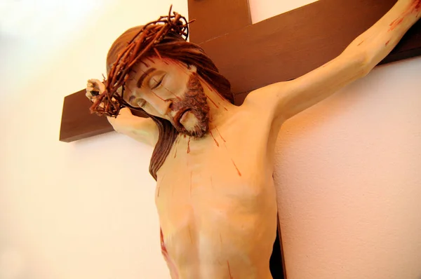 Ježíš Kristus Visí Kříži Symbol Utrpení Křesťanském Náboženství — Stock fotografie