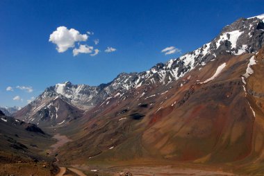 Cristo redentor de los Andes Dağları ve doğal manzara, Arjantin