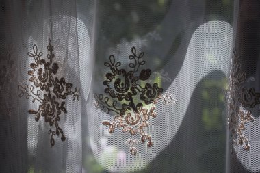 bir yüzeydeki dalga ya da dalgalı şekil, desen ve doku