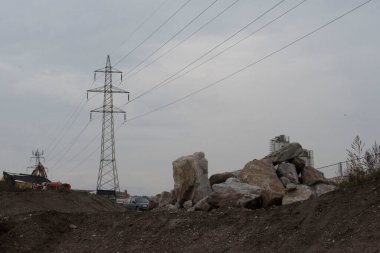 İnşaat endüstrisi için kum ve çakıl madenciliği