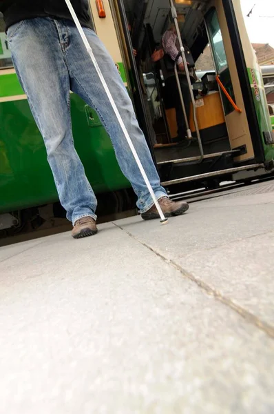 Pessoas Cegas Eléctrico Eléctrico Mobilidade Transportes Públicos — Fotografia de Stock