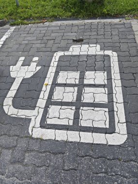 Enerji tasarrufu yaparak güç arzı ve depolama