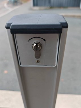 Hırsızlık koruması olarak daireleri ve evleri kilitlemenin anahtarı.