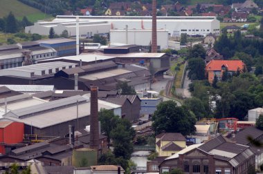 Toplu ürün üretimi için endüstriyel yapı ve endüstriyel mimari