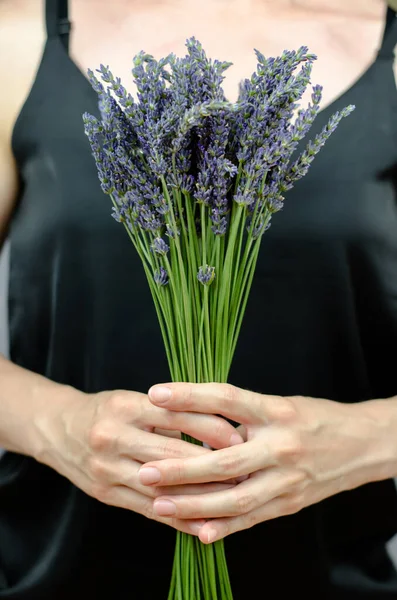 Beautiful Bouquet Lavender Female Hands Close Woman Black Holds Bouquet — Stock Photo, Image