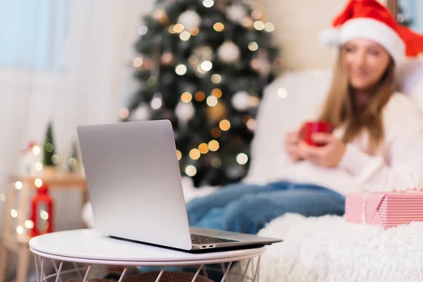 Close Woman Red Mug Gift Box Watching Laptop Online Shopping — Stock Photo, Image