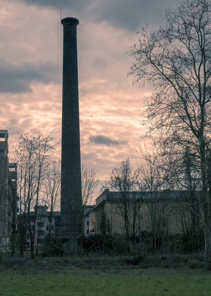 Chimney in the city — Stock Photo, Image