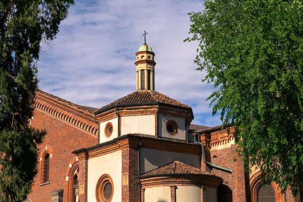 Rincian gereja Sant Eustorgio — Stok Foto