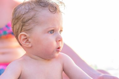 Bebek çocuk şaşkınlık