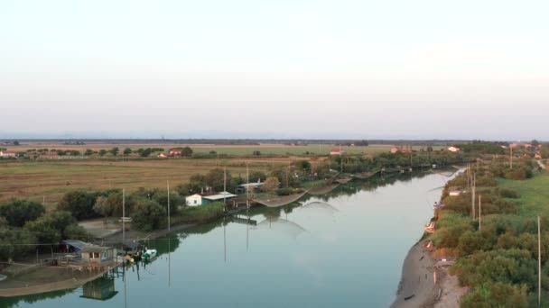 Letecký Pohled Rybářské Chaty Typickým Italským Rybářským Strojem Zvaným Trabucco — Stock video